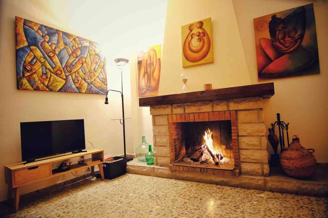 Casa Rural “Ca Robert” Callosa de Ensarriá Kültér fotó